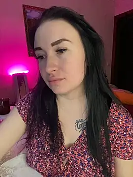 Roxana Bell online show from March 22, 2025, 7:20 pm