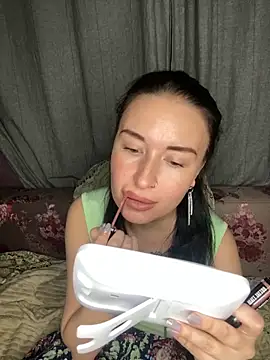 Roxana Bell online show from March 23, 2026, 7:36 pm