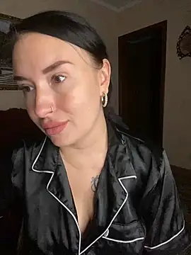 Roxana Bell online show from July 20, 2026, 7:16 pm