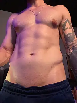 Snapshot of MachineDien chatting on November 6, 2025, 12:03 am MachineDien online show from November 6, 2025, 12:03 am