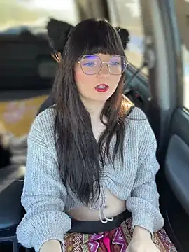 urpuppymoon online show from February 7, 2026, 8:50 pm