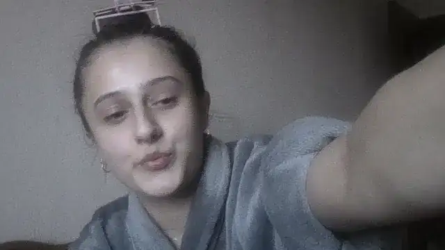 Caramel bunny online show from March 10, 2025, 1:21 pm