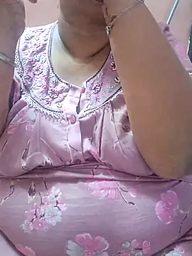 Ravina patil1 online show from September 25, 2025, 9:26 am