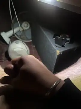 Snapshot of lazoglu0061 chatting on March 22, 2025, 4:04 pm lazoglu0061 online show from March 22, 2025, 4:04 pm