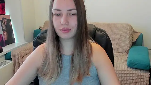 Snapshot of Mia_shy1 chatting on February 3, 2026, 6:22 am Mia shy1 online show from February 3, 2026, 6:22 am