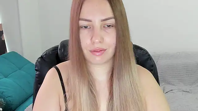 Mia shy1 online show from January 14, 2026, 7:12 am