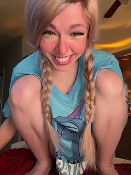 Snapshot of propertyofdaddy chatting on March 19, 2026, 11:05 pm propertyofdaddy online show from March 19, 2026, 11:05 pm