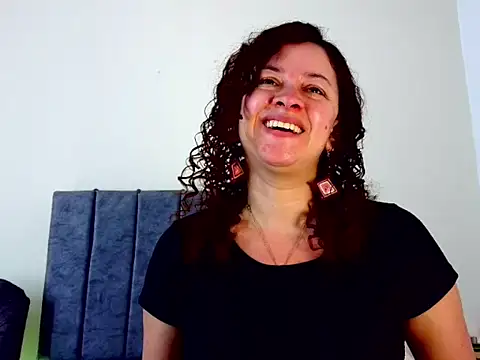 ArtesanaMK online show from October 4, 2025, 5:25 pm