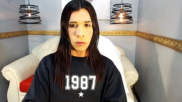 Snapshot of SaraSofia44 chatting on February 6, 2026, 5:14 am SaraSofia44 online show from February 6, 2026, 5:14 am