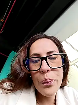 Lena-32 online show from March 18, 2025, 8:26 pm