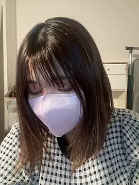 Megu Melon online show from April 24, 2026, 1:13 pm