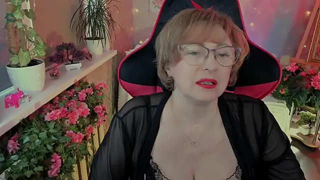 sugar vivien online show from June 10, 2026, 3:24 pm
