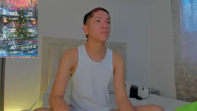 JulianRose 1 online show from December 15, 2025, 11:38 am