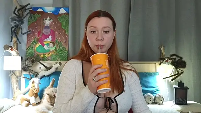 MileyMiller online show from November 17, 2025, 12:09 pm