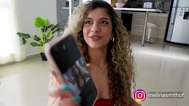 Melina-Smith online show from September 23, 2025, 8:38 pm