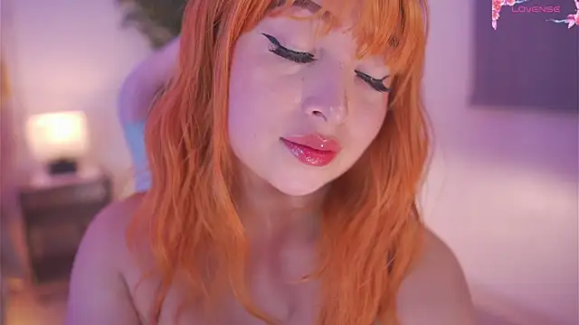 Eyleen 24 online show from May 20, 2026, 11:02 pm