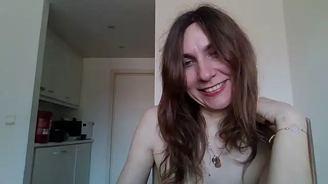 JasmineGlamour online show from March 9, 2026, 3:48 pm