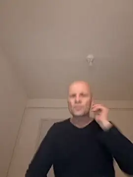 wedge75 online show from March 10, 2026, 5:50 pm