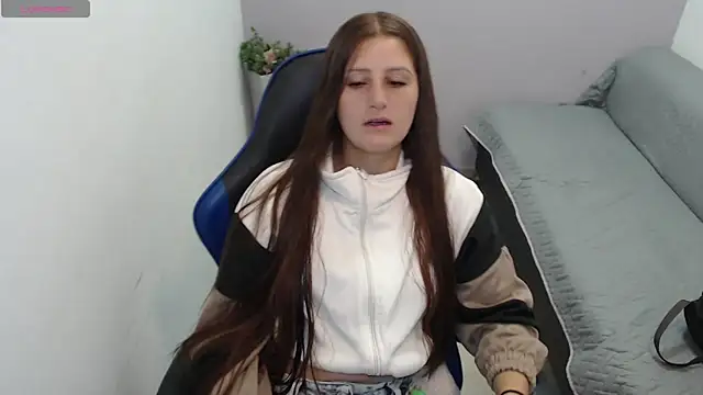 valerie diaz1 online show from October 16, 2025, 1:19 pm