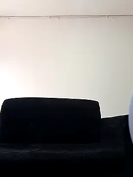 Snapshot of MelannyBell chatting on February 7, 2025, 6:56 pm MelannyBell online show from February 7, 2025, 6:56 pm