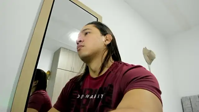 Snapshot of Valerioe chatting on February 14, 2026, 2:50 pm Valerioe online show from February 14, 2026, 2:50 pm