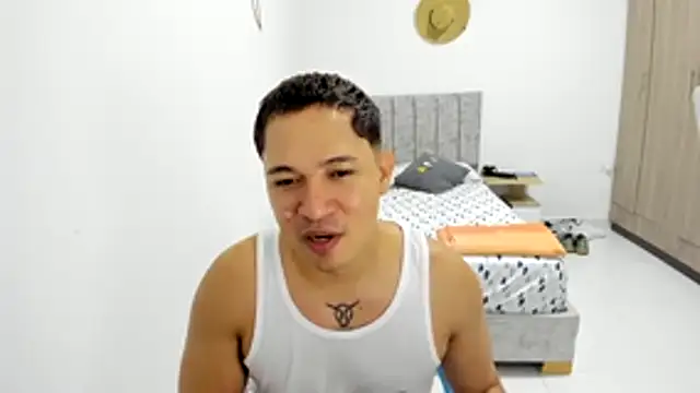 Valerioe online show from July 14, 2026, 5:08 pm