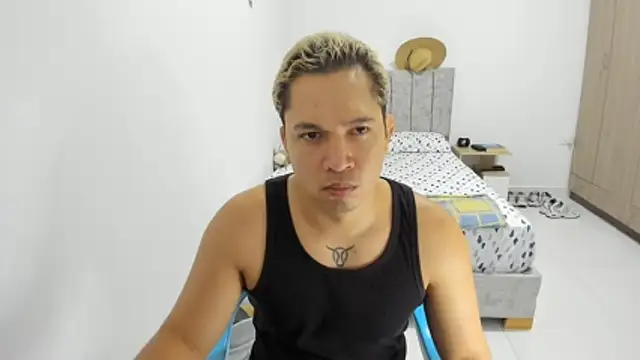 Valerioe online show from June 14, 2026, 2:51 pm