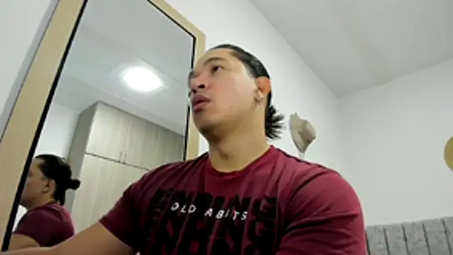 Snapshot of Valerioe chatting on February 22, 2026, 8:54 pm Valerioe online show from February 22, 2026, 8:54 pm