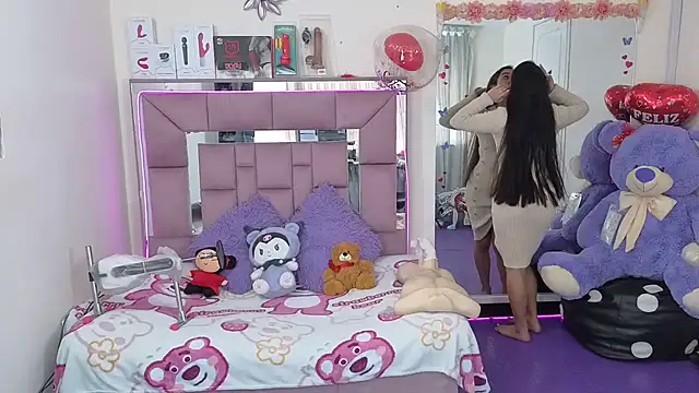 AriadnaCappelletty online show from October 8, 2025, 4:19 pm