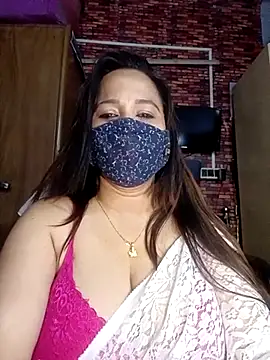 albelasummi702 online show from February 20, 2025, 2:46 pm