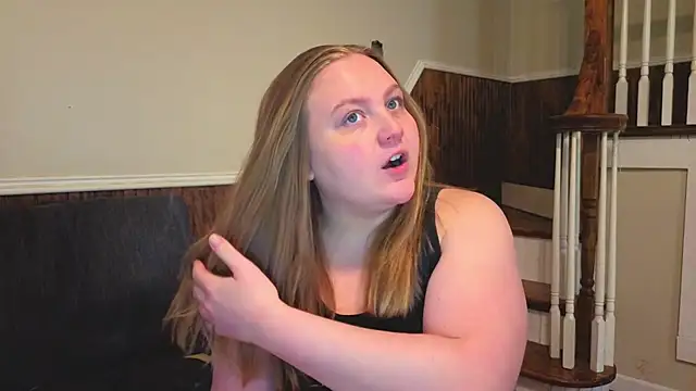 Snapshot of PhatAssBlond chatting on February 6, 2026, 6:04 pm PhatAssBlond online show from February 6, 2026, 6:04 pm