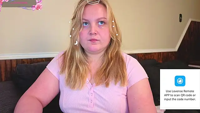 Snapshot of PhatAssBlond chatting on March 6, 2026, 4:46 pm PhatAssBlond online show from March 6, 2026, 4:46 pm