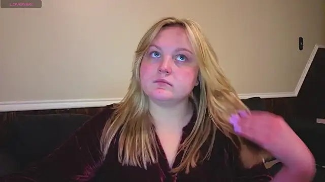 Snapshot of PhatAssBlond chatting on March 2, 2026, 2:46 pm PhatAssBlond online show from March 2, 2026, 2:46 pm