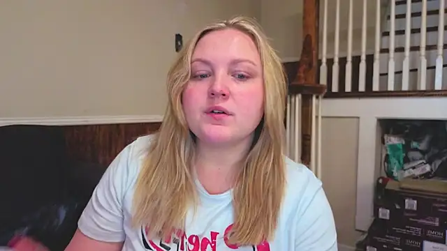 Snapshot of PhatAssBlond chatting on February 16, 2026, 5:33 pm PhatAssBlond online show from February 16, 2026, 5:33 pm