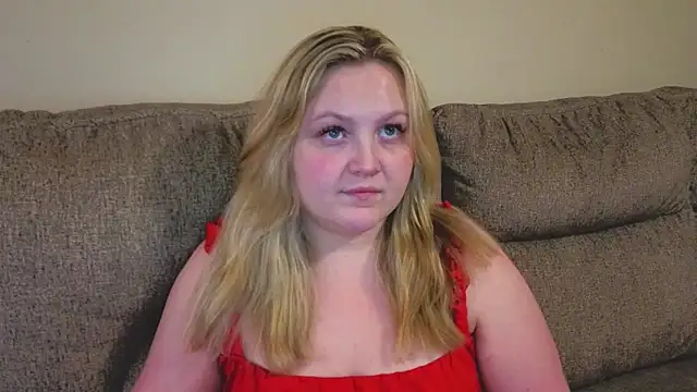 Snapshot of PhatAssBlond chatting on March 21, 2026, 2:57 am PhatAssBlond online show from March 21, 2026, 2:57 am