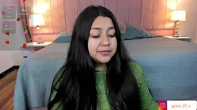 Snapshot of grace77__ chatting on February 26, 2025, 12:38 pm grace77 online show from February 26, 2025, 12:38 pm