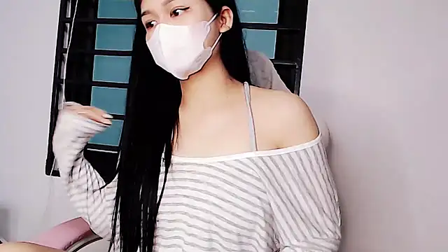 phuong-anh1709 online show from February 2, 2026, 4:44 am