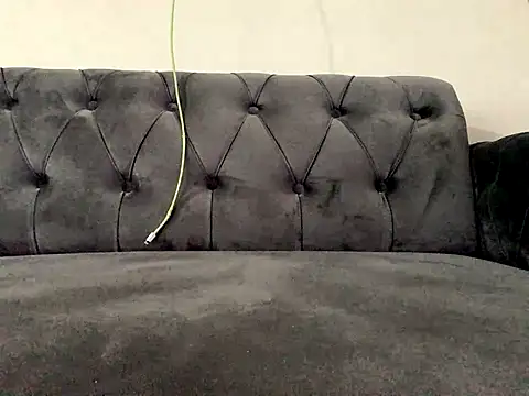 Snapshot of fenaaaa chatting on October 27, 2025, 2:51 pm fenaaaa online show from October 27, 2025, 2:51 pm