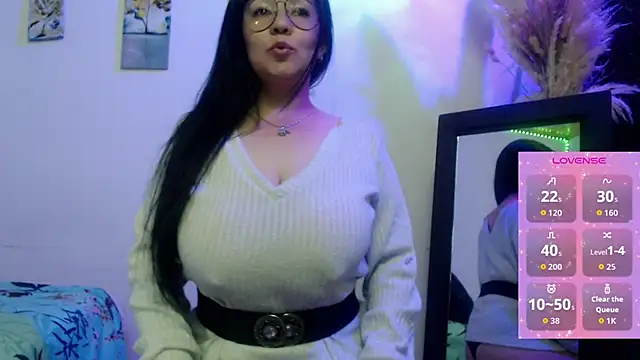 Snapshot of Donniia chatting on February 25, 2026, 10:42 pm Donniia online show from February 25, 2026, 10:42 pm