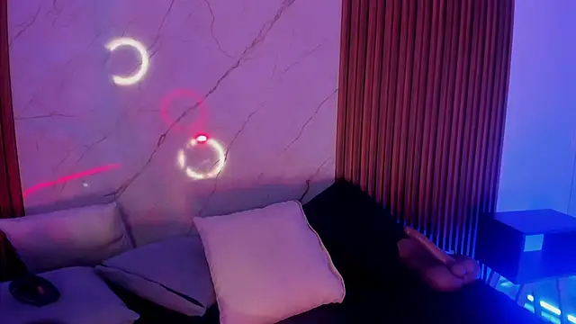 Snapshot of Emiilycollins chatting on November 13, 2025, 2:48 am Emiilycollins online show from November 13, 2025, 2:48 am