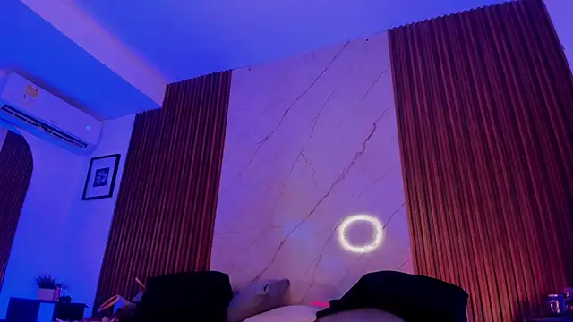 Snapshot of Emiilycollins chatting on November 5, 2025, 11:52 pm Emiilycollins online show from November 5, 2025, 11:52 pm