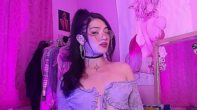 Snapshot of moonfiredancer chatting on September 23, 2025, 8:10 am moonfiredancer online show from September 23, 2025, 8:10 am