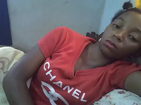 ElianeHot online show from February 27, 2026, 3:40 am