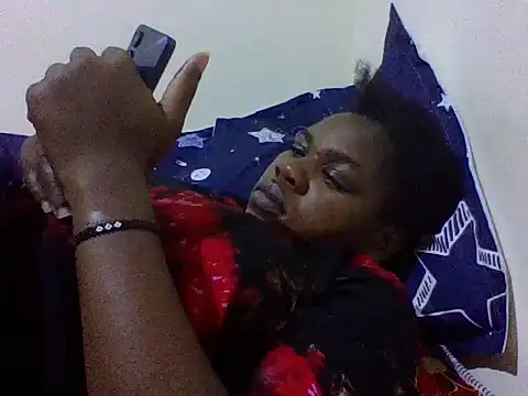 Snapshot of Cute_sassy3 chatting on February 18, 2026, 9:33 pm Cute sassy3 online show from February 18, 2026, 9:33 pm