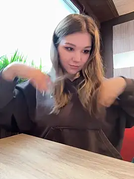 PumaShyXD online show from November 28, 2025, 10:48 am