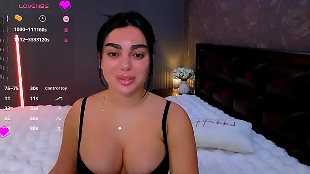 Snapshot of babyleilaa chatting on September 29, 2025, 11:27 am babyleilaa online show from September 29, 2025, 11:27 am