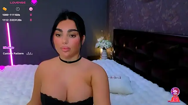 Snapshot of babyleilaa chatting on October 13, 2025, 7:48 pm babyleilaa online show from October 13, 2025, 7:48 pm