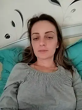 SophyGirl online show from December 2, 2025, 12:29 pm