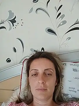 SophyGirl online show from May 24, 2026, 12:49 pm