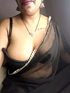 Snapshot of Jessicca_Cum chatting on September 28, 2025, 7:10 pm Jessicca Cum online show from September 28, 2025, 7:10 pm